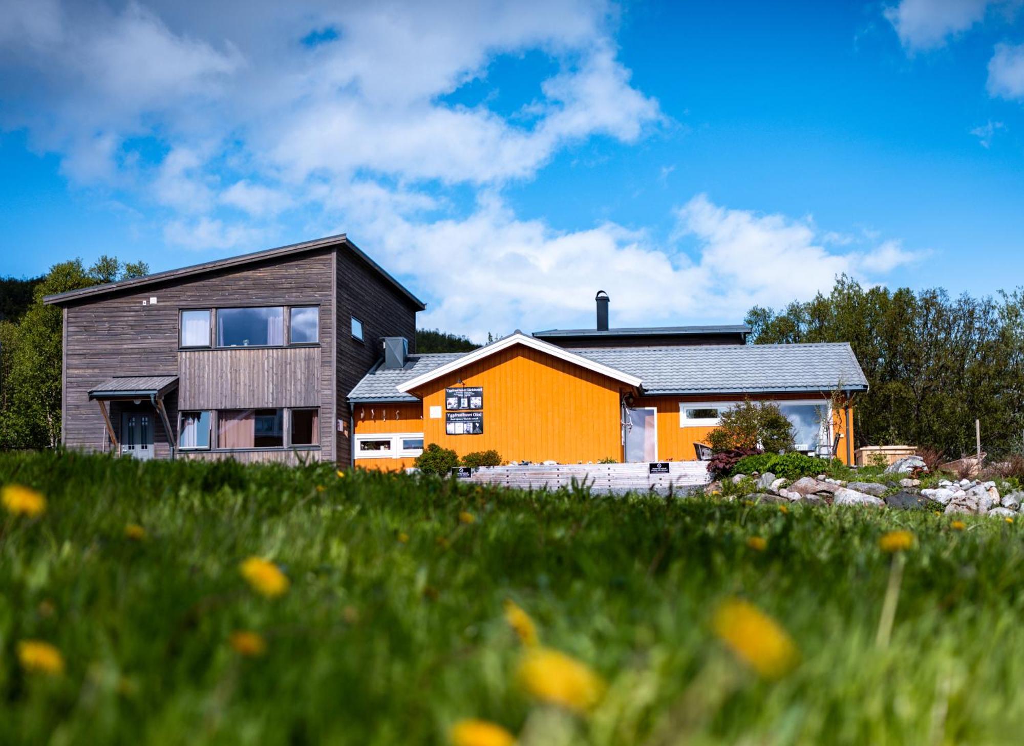 Hotell Yggdrasil Farmhotel Retreat, & Yoga Straumsbukta