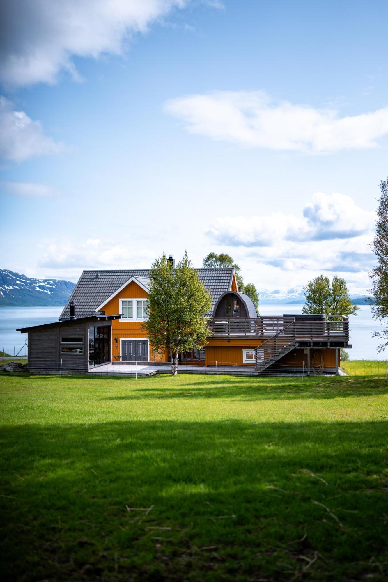 Hotell Yggdrasil Farmhotel Retreat, & Yoga Straumsbukta
