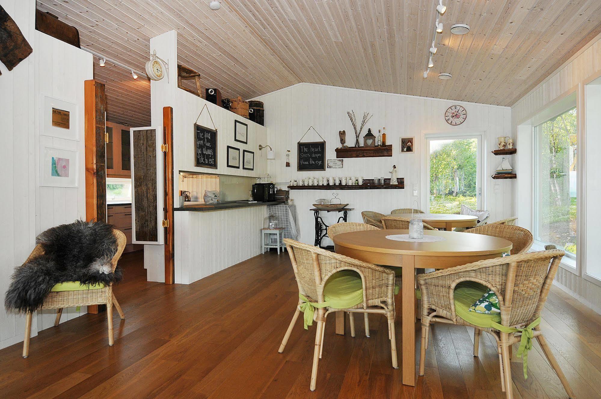 Yggdrasil Farmhotel Retreat, & Yoga Straumsbukta