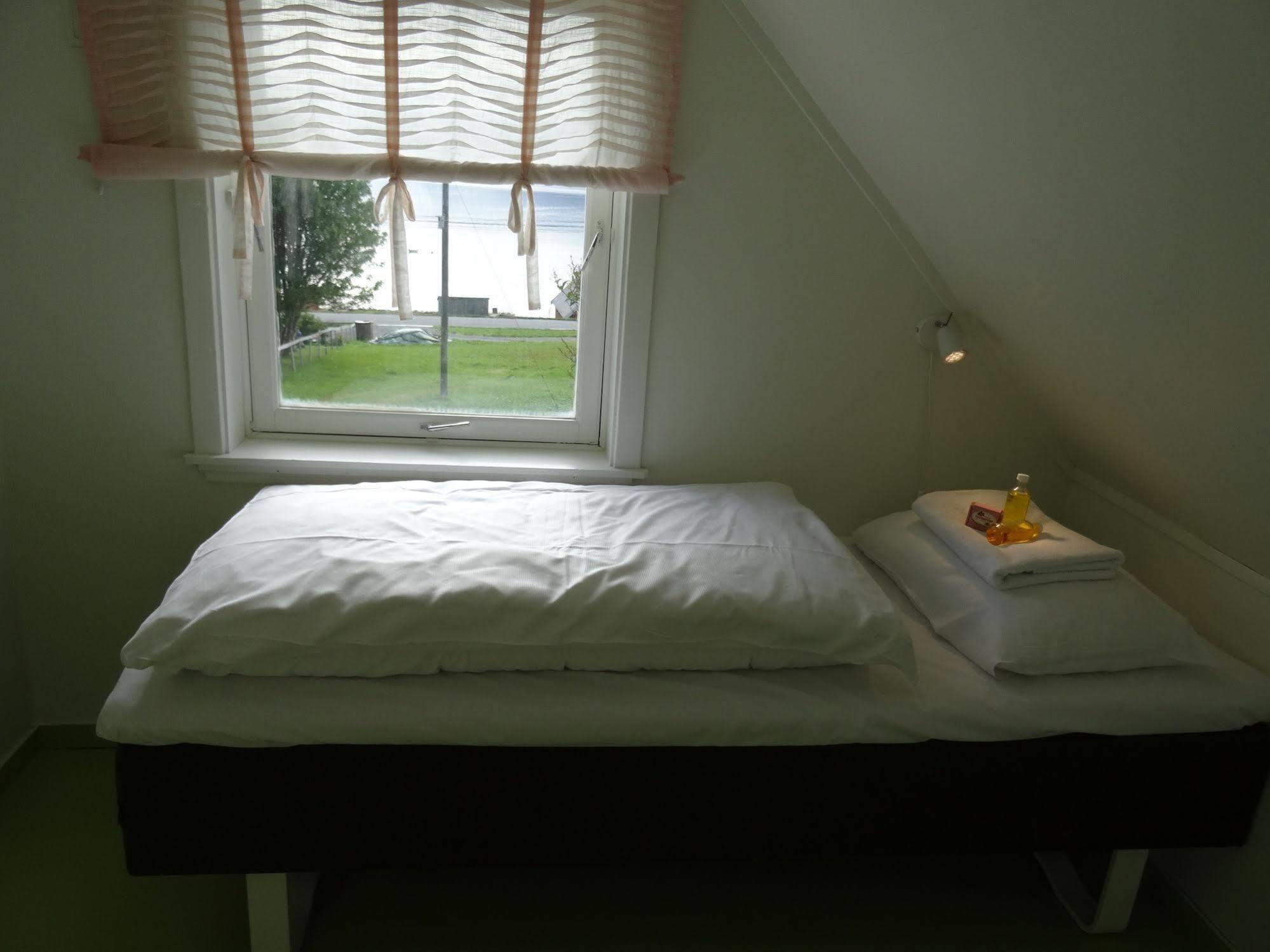 Hotel Yggdrasil Farmhotel Retreat, & Yoga Straumsbukta